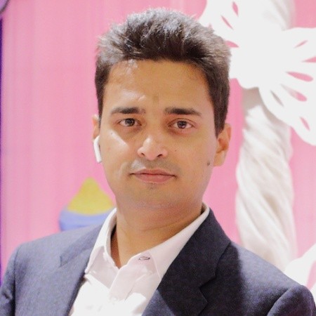  Gaurav Dubey  - Director of Strategy - Phoneum ICO