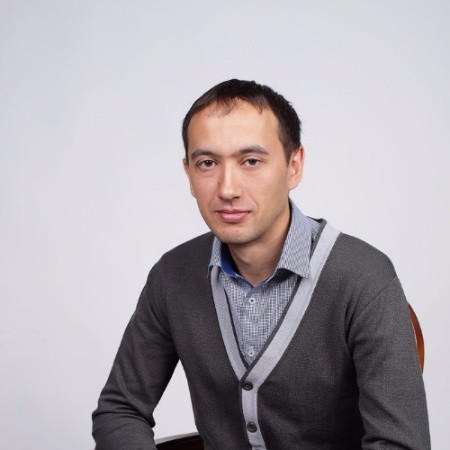 Timur Akhmedjanov - CEO - UMKA ICO